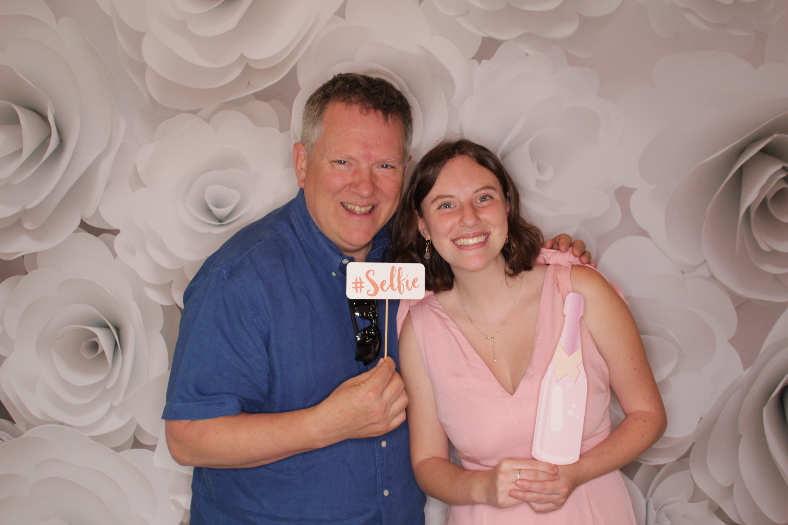 Danni and Brock’s Wedding | View more photos from the event at gallery.photoboothbillings.com/u/PhotoBoothBillings/Danni-and-Brock’s-Wedding
